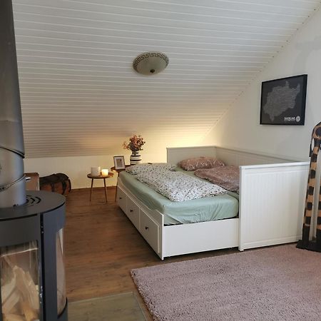 Wohnung In Idyllischem Oertchen Meschede Kültér fotó